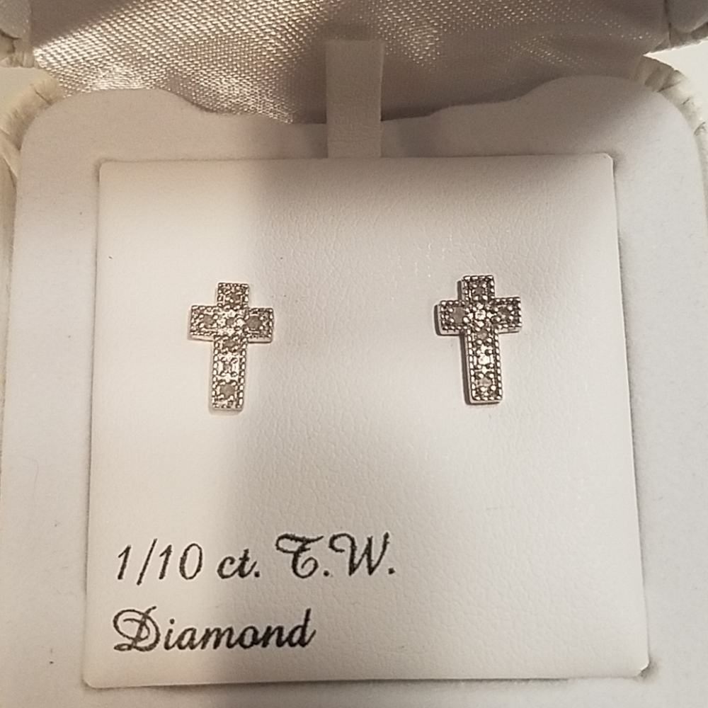 1/10 ct Diamond Cross Earrings